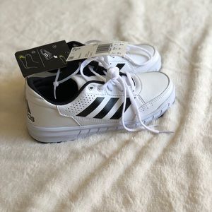 Adidas altasport youth size 13